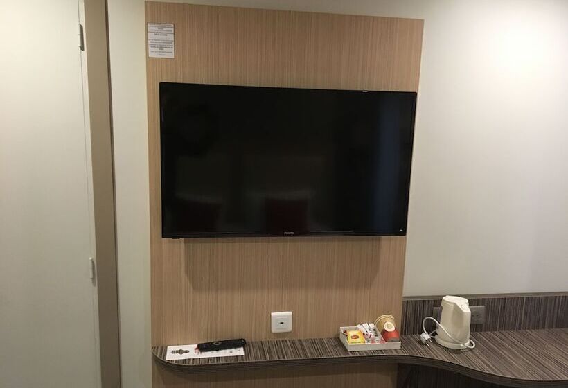 适合残疾人士使用的单人标准间, Comfort Hotel Orléans Olivet Provinces