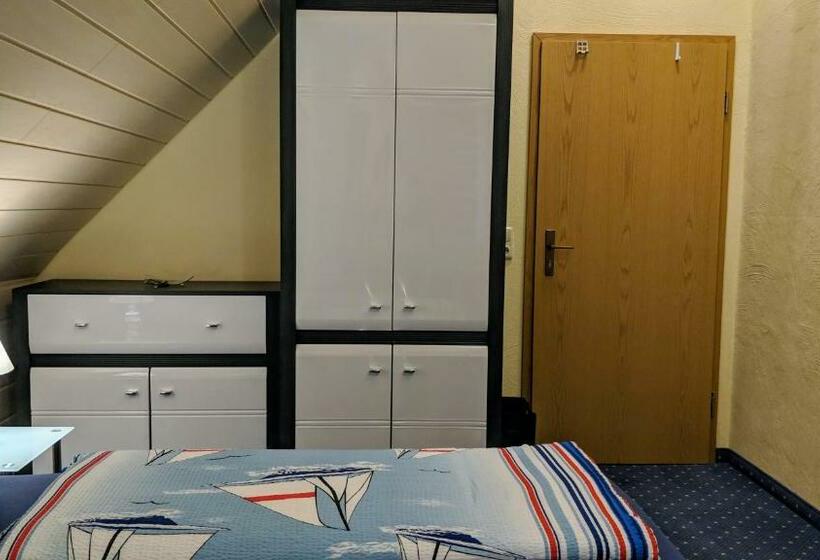 家庭间, Drostenhof Garni