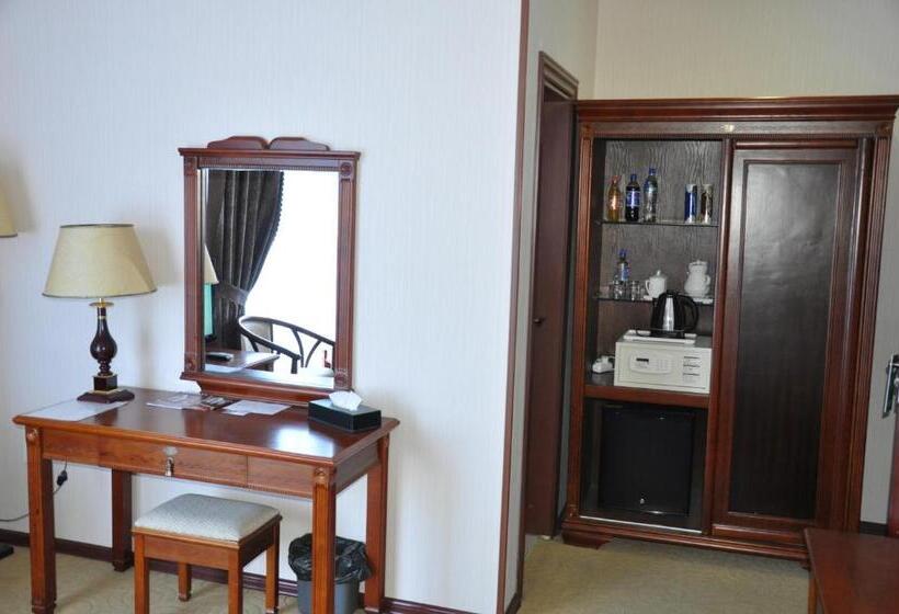 سوییت جونیور, Firuz