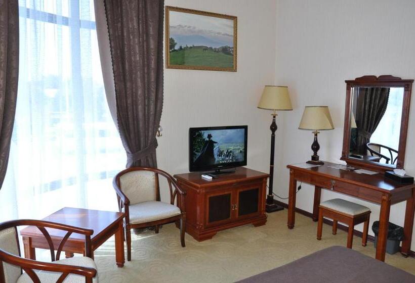 سوییت جونیور, Firuz