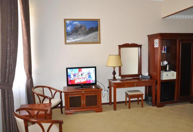 اتاق استاندارد, Firuz