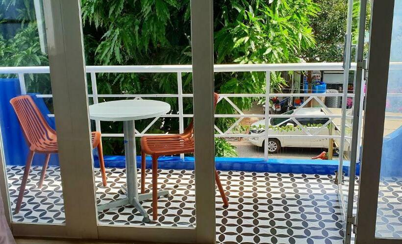 اتاق استاندارد با بالکن, Lighthouse Boutique