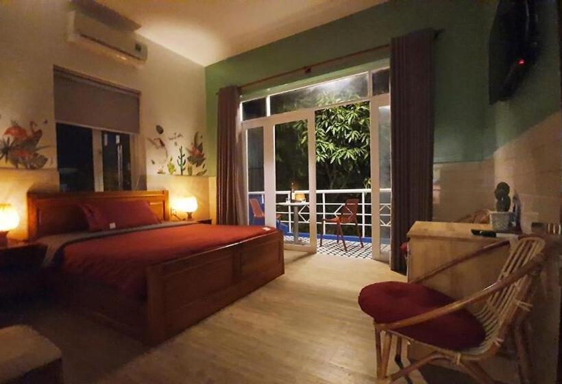 اتاق استاندارد با بالکن, Lighthouse Boutique