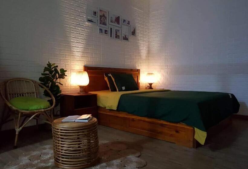 اتاق استاندارد, Lighthouse Boutique