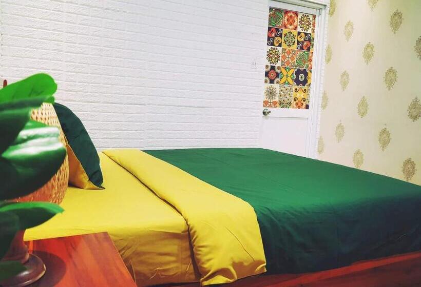 اتاق استاندارد, Lighthouse Boutique