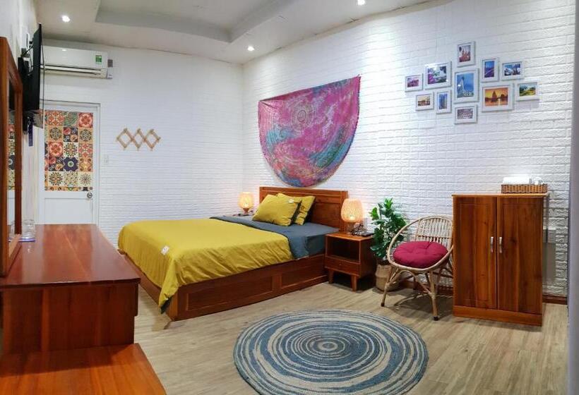 اتاق استاندارد, Lighthouse Boutique