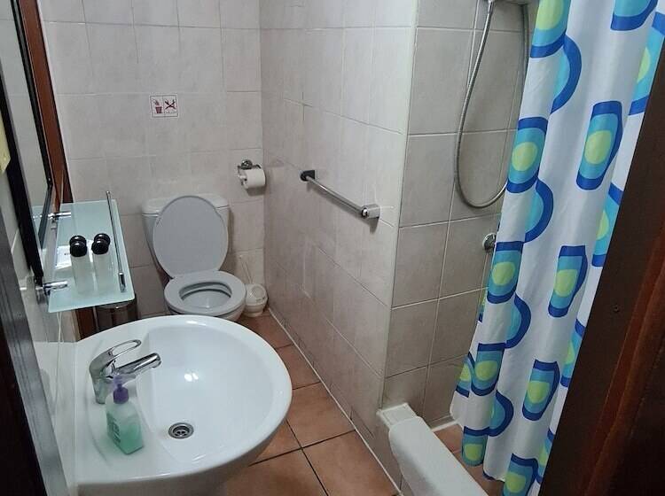 이코노이 4인룸, Metropole