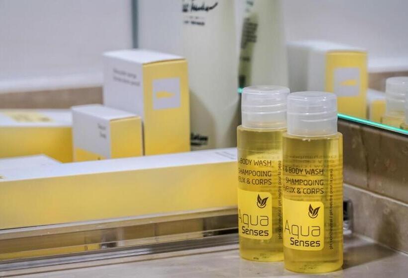 اتاق لوکس با بالکن, Old Town Boutique