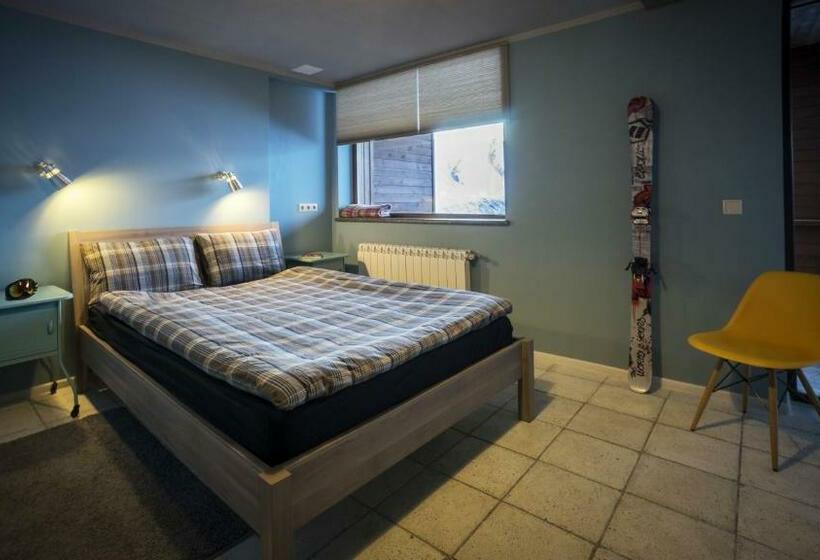 اتاق استاندارد با چشم‌انداز کوهستان, Tsar Bani Spa Resort