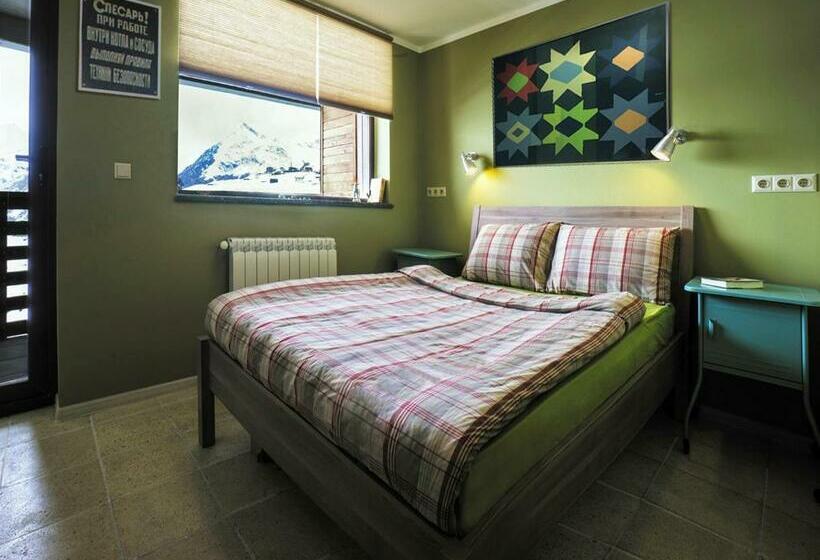 اتاق استاندارد با چشم‌انداز کوهستان, Tsar Bani Spa Resort