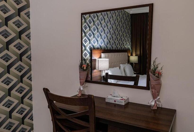 سوییت لوکس, Lancaster Hotel Apartments Gardens