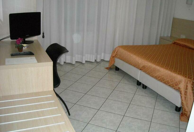 スタンダードルーム, Albergo La Posta Arezzo