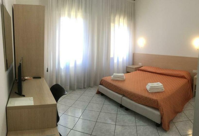 スタンダードルーム, Albergo La Posta Arezzo