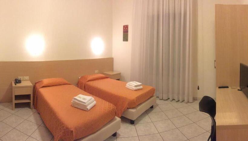 스탠다드 룸, Albergo La Posta Arezzo