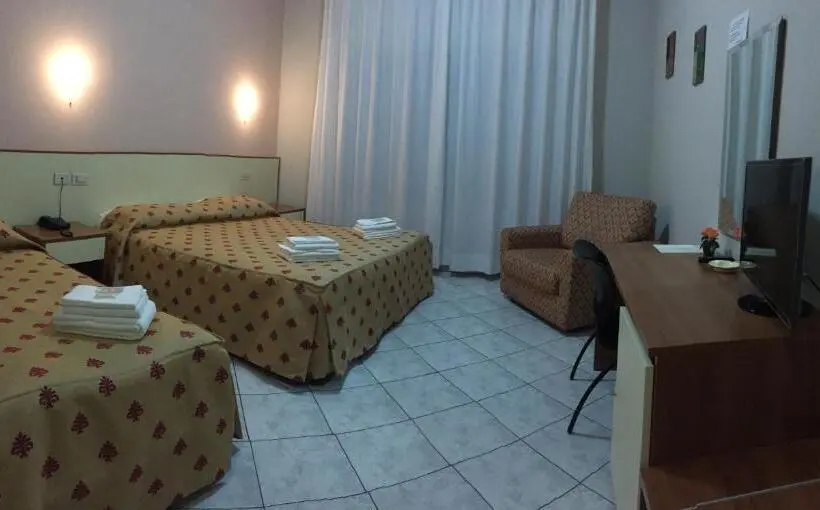 身障者適用スタンダードルーム, Albergo La Posta Arezzo