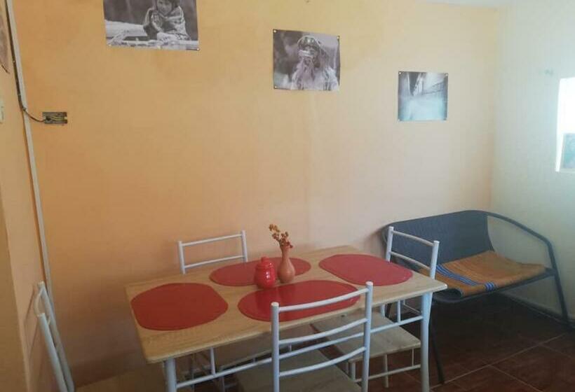 Семейный Номер Совместный Санузел, Hatun Quilla