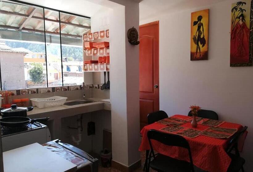 Семейный Номер, Hatun Quilla