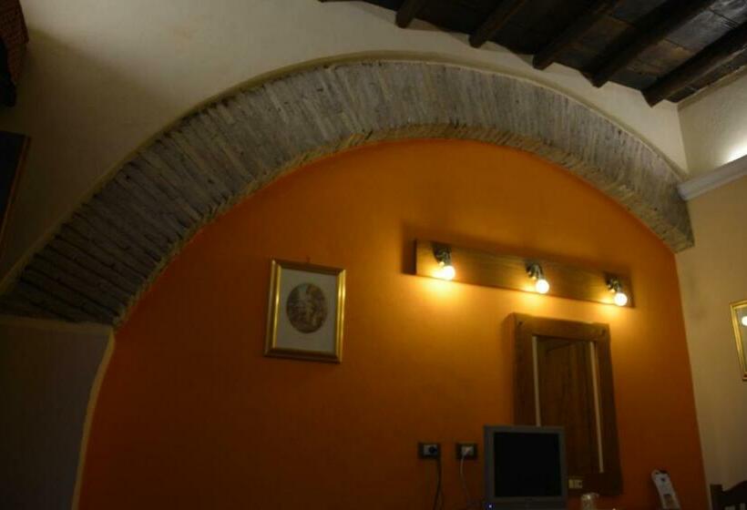 اتاق استاندارد, Casale Certosa