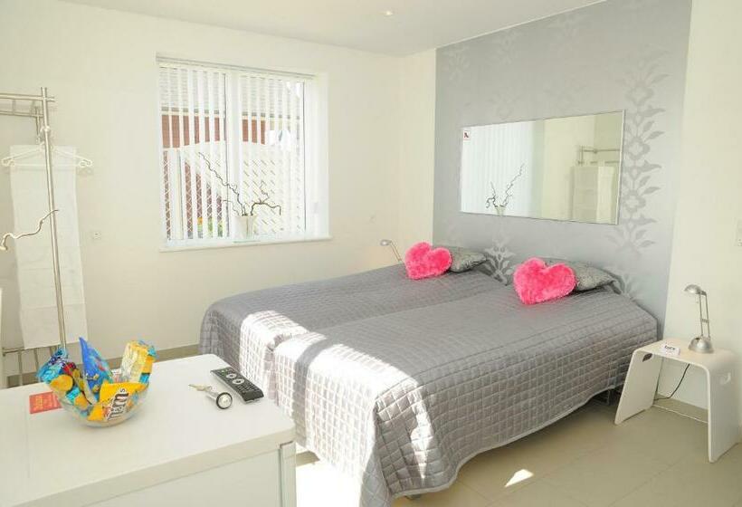 غرفة قياسية, Coco Aps