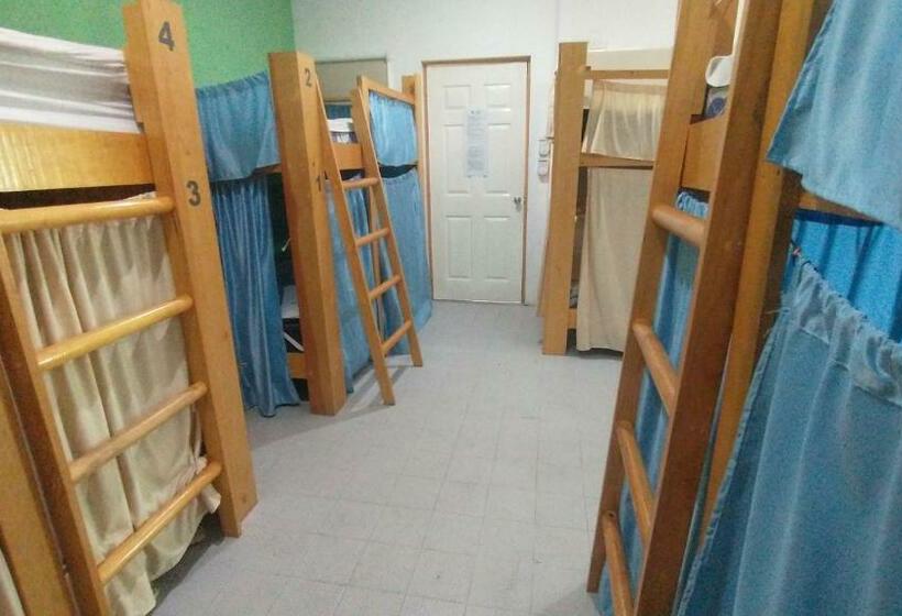 Кровать в Общей Комнате, Posada Edem