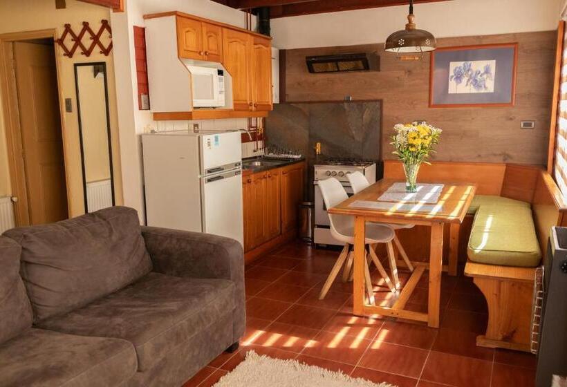 شقة غرفتين, Di Torlaschi