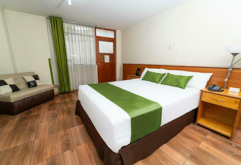 标准间, El Turista