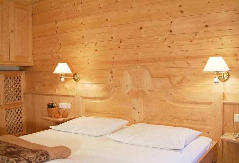 Семейный Номер, Gomagoierhof