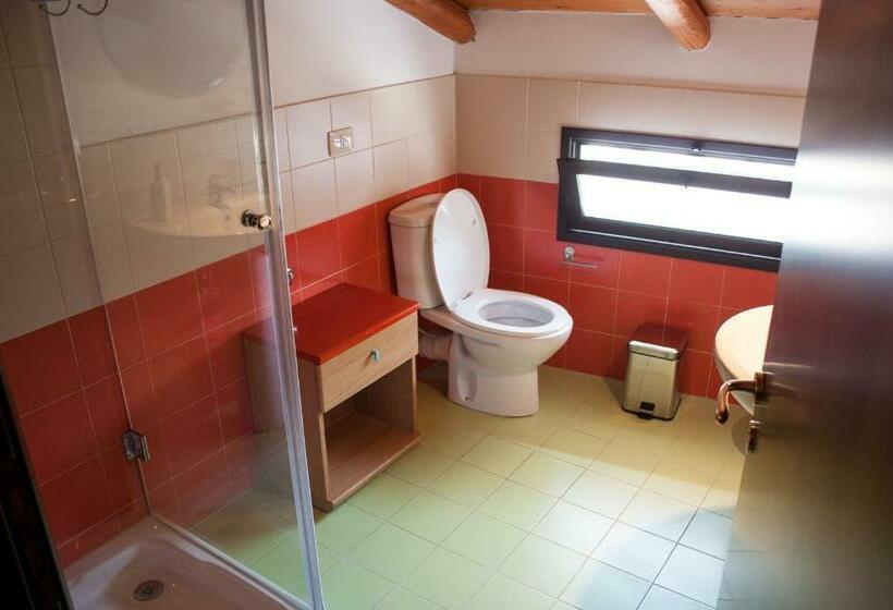 غرفة كلاسيكية ثلاثية, Le Coccole