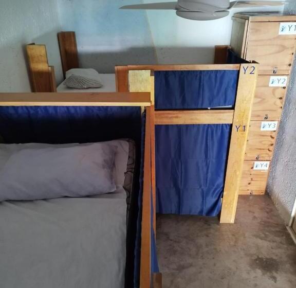 Кровать в Общей Комнате, Posada Edem