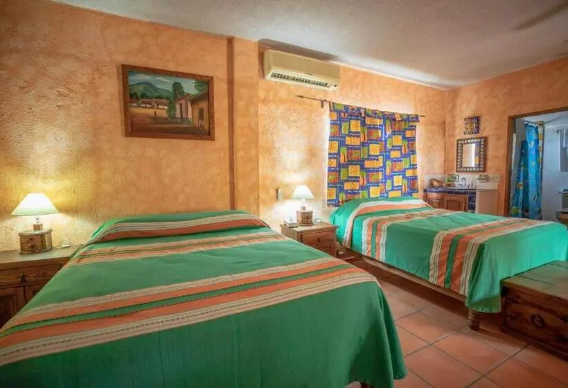 سوییت جونیور, Posada Luna Sol