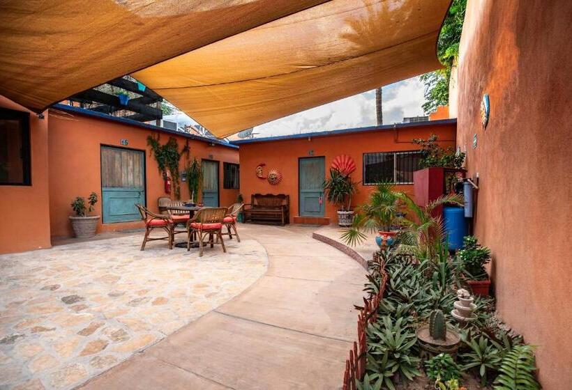 غرفة قياسية ثلاثية, Posada Luna Sol