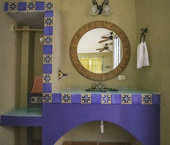 חדר משפחתי, Posada Luna Sol