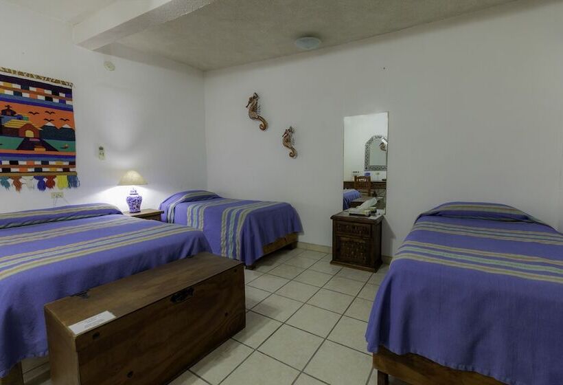 スタンダードトリプルルーム, Posada Luna Sol