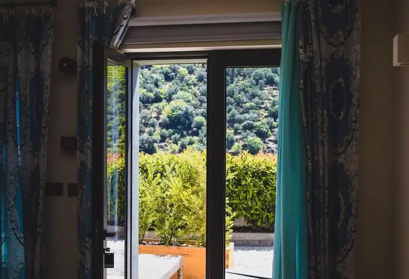 スイート, Quinta De La Rosa