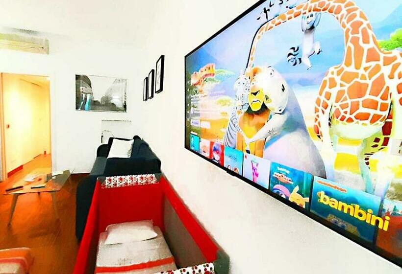 سوییت جونیور, Room Inn