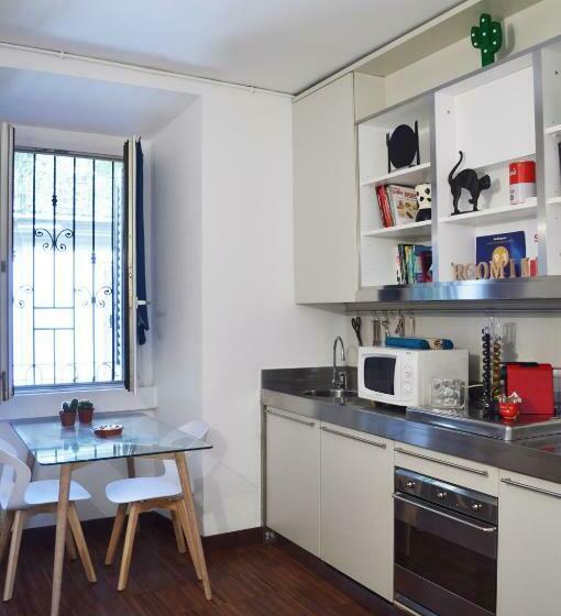 سوییت جونیور, Room Inn