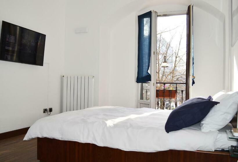 سوییت جونیور, Room Inn