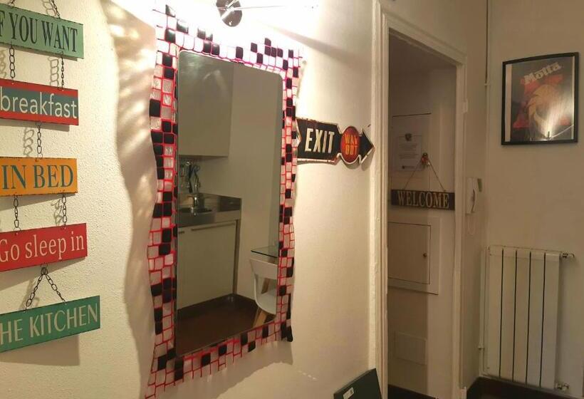 سوییت جونیور, Room Inn