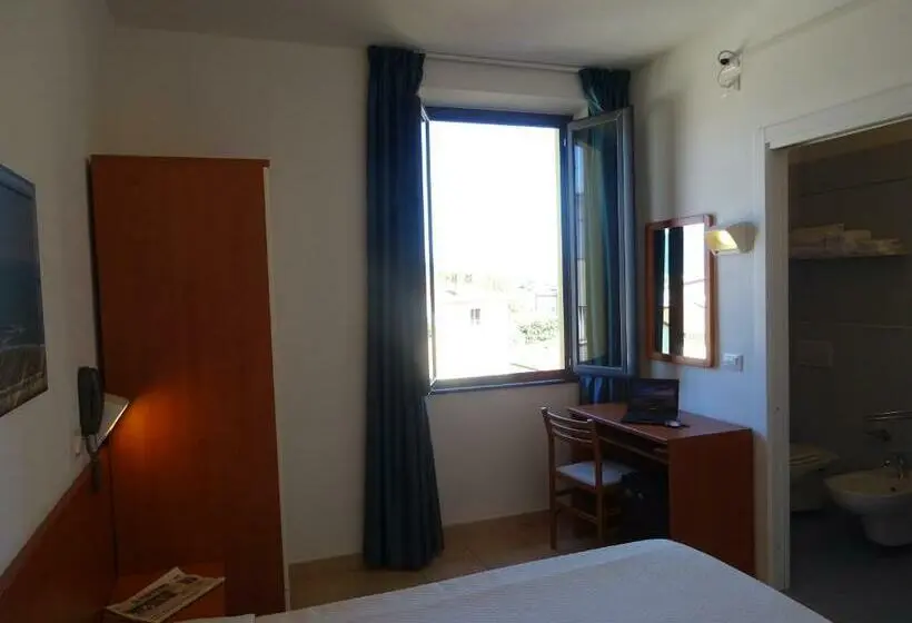 اتاق استاندارد, Sole E Mare