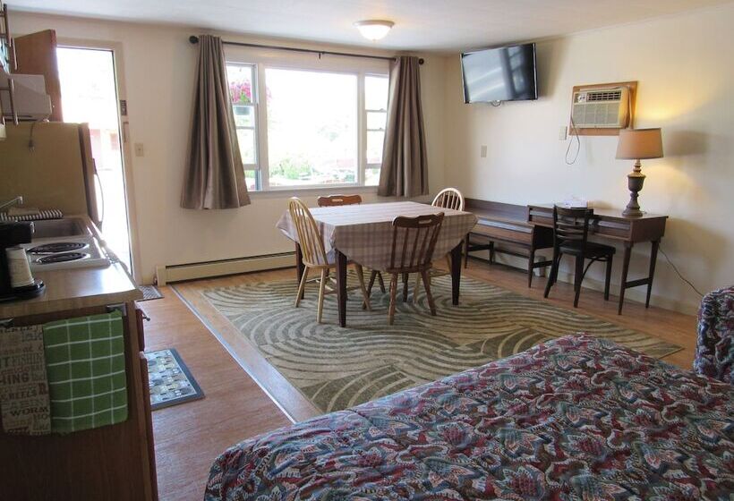 스탠다드 룸 더블 침대 2개, Acadia Gateway Motel