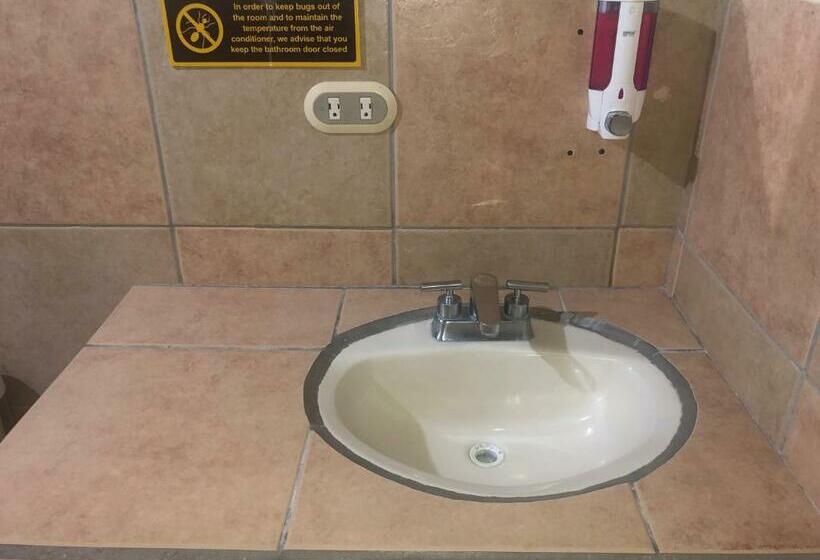 غرفة كومفورت, Arenal Backpackers Resort