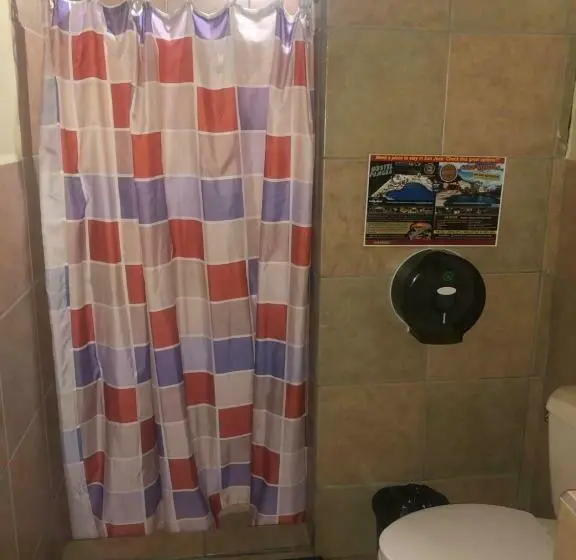 コンフォートルーム, Arenal Backpackers Resort