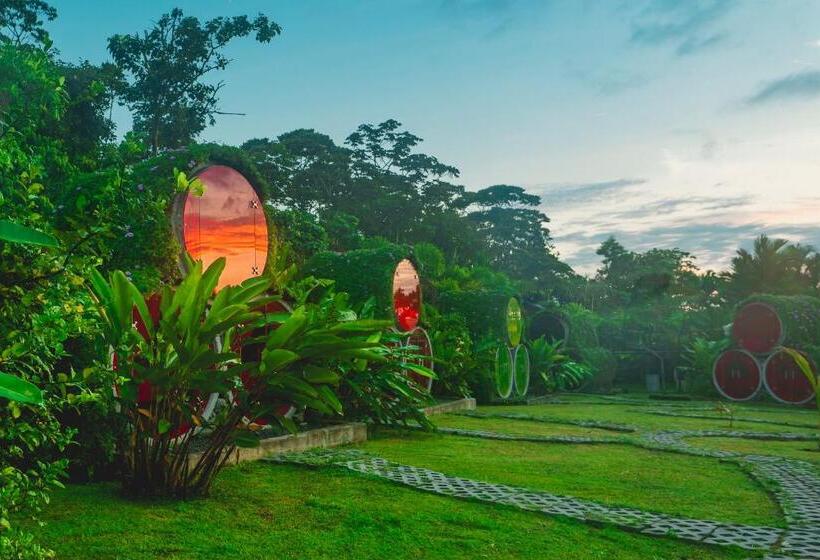 Номер Стандарт, Arenal Backpackers Resort