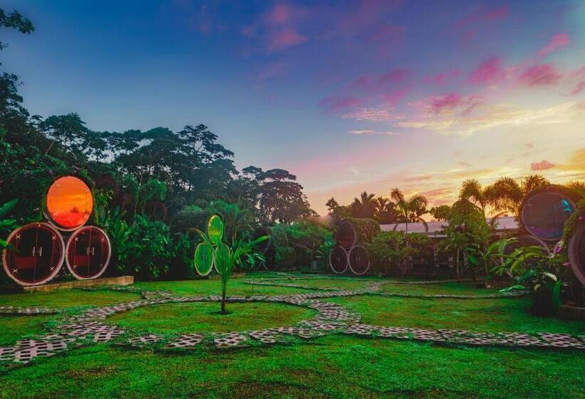 غرفة قياسية, Arenal Backpackers Resort