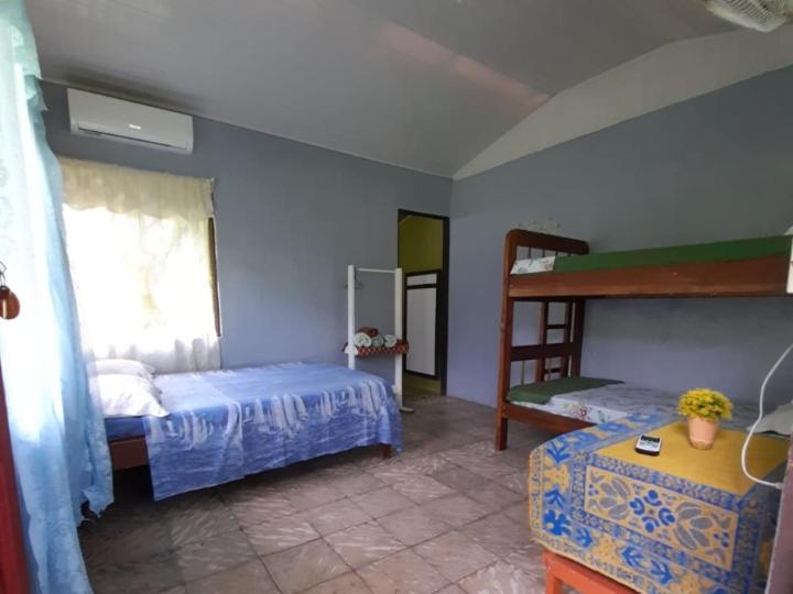 家庭间, Hospedaje Meryscar