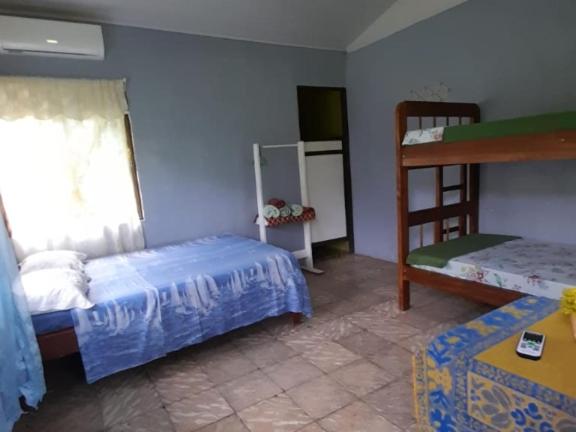 家庭间, Hospedaje Meryscar