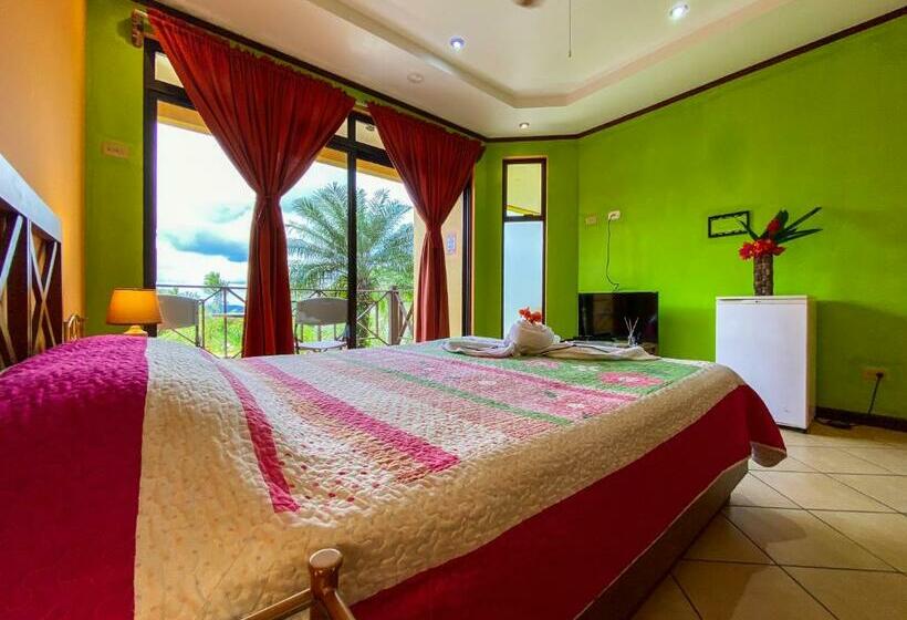 غرفة قياسية مزوَّدة بتراس, Arenal Garden Lodge