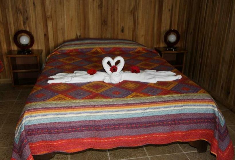 חדר משפחתי, Historias Lodge