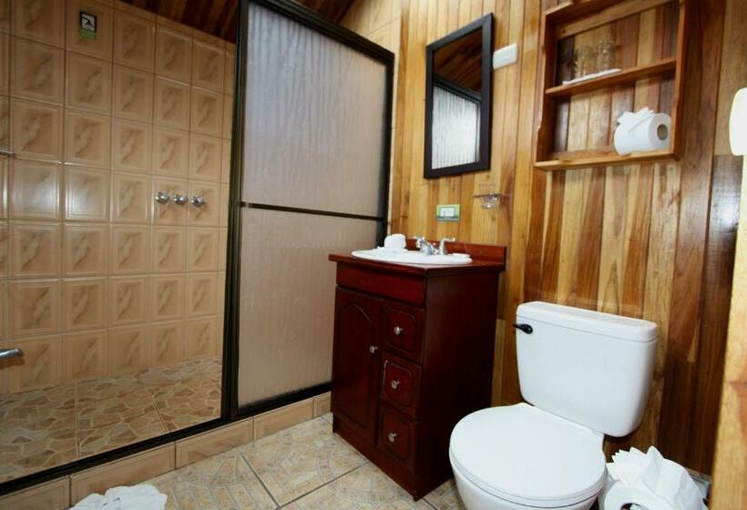 חדר משפחתי, Historias Lodge