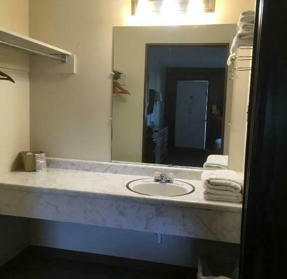 Стандартный Номер Кровать Кинг, Brown S Motel